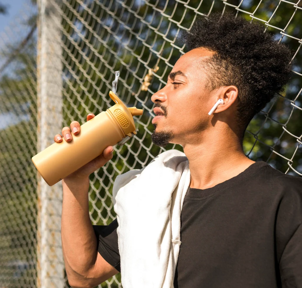 Wander LockSeal Stainless Steel Sports Bottle_Drinking