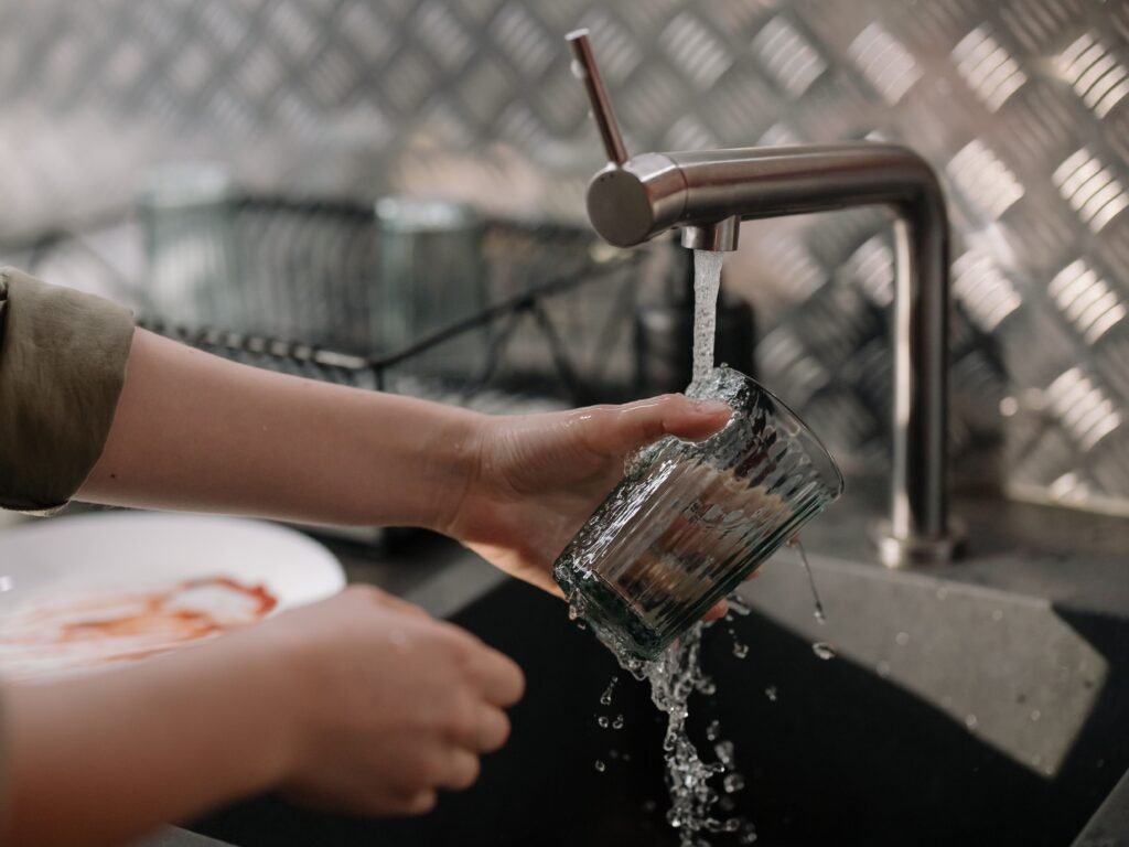 How to Clean a Water Bottle Properly